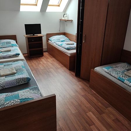 Pivovar Pod Lipou Kysice Exterior foto